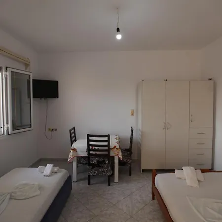 Vila Mucodemi Ksamil